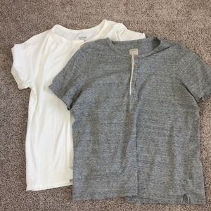 2 Men’s XL Henley T-Shirts